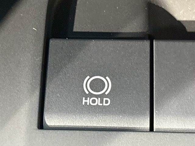 TOYOTA HARRIER 2WD 2024