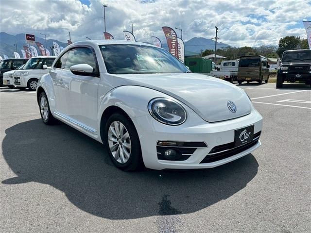 VOLKSWAGEN VOLKSWAGEN The BEETLE 2017