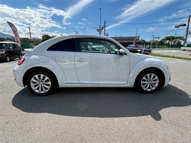 VOLKSWAGEN VOLKSWAGEN The BEETLE 2017