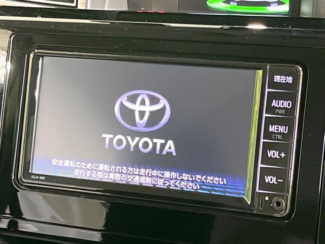 TOYOTA ROOMY 2022