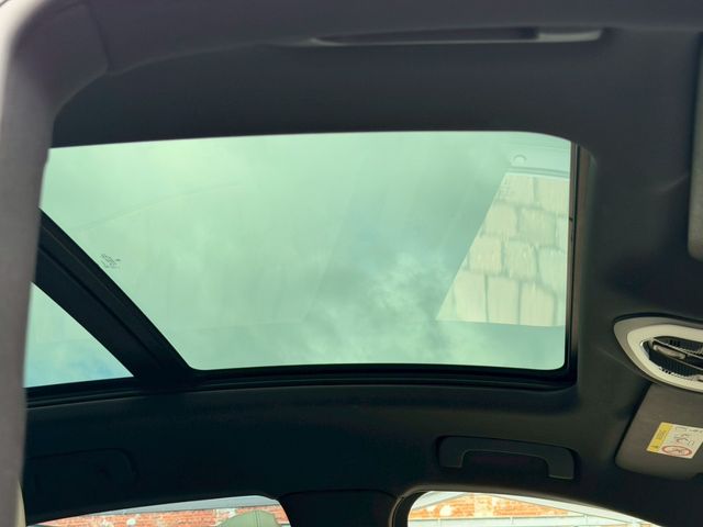 PORSCHE PORSCHE Macan 2023