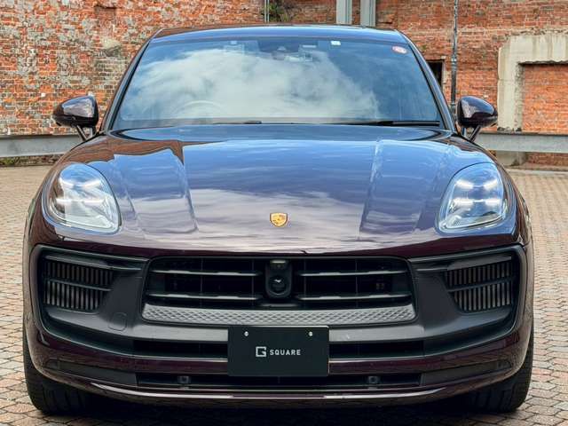PORSCHE PORSCHE Macan 2023