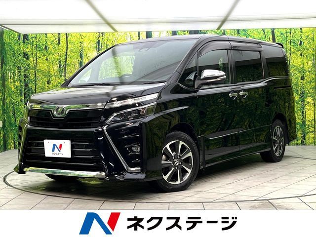 TOYOTA VOXY 2019