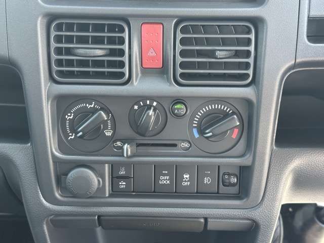 SUZUKI CARRY truck 4WD 2023