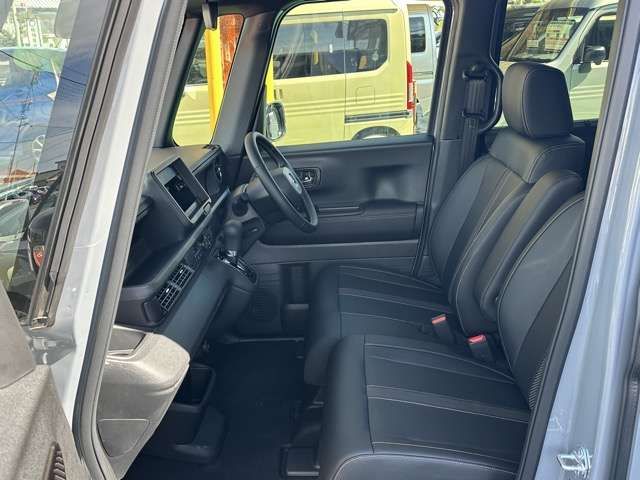 HONDA N BOX CUSTOM 2025