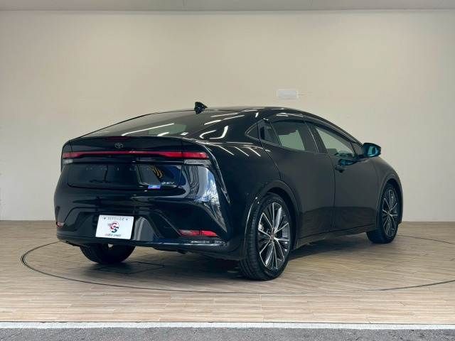 TOYOTA PRIUS 2023