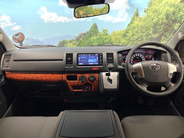 TOYOTA HIACE van 1.15t 2WD 2018