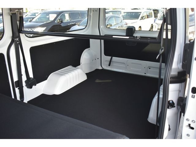 NISSAN CARAVAN van 2WD 2025