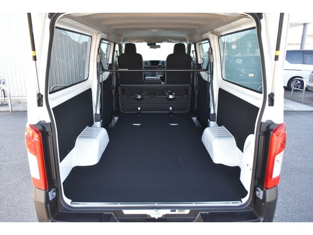 NISSAN CARAVAN van 2WD 2025