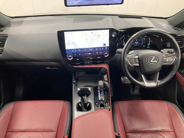 TOYOTA LEXUS NX350h 2023