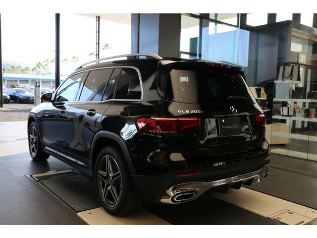 MERCEDES BENZ MERCEDES BENZ GLB 2023