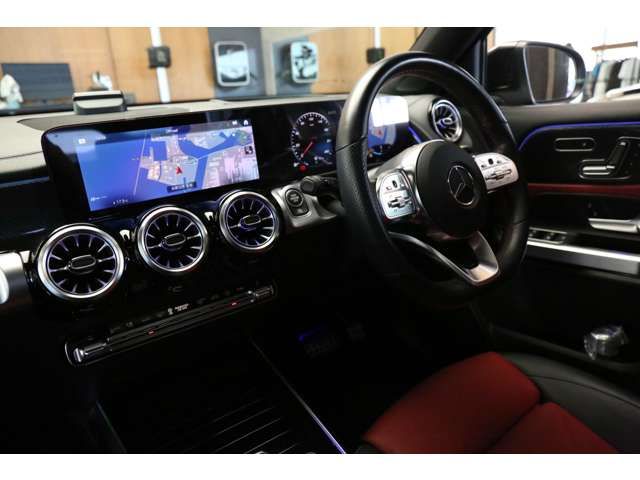 MERCEDES BENZ MERCEDES BENZ GLB 2023