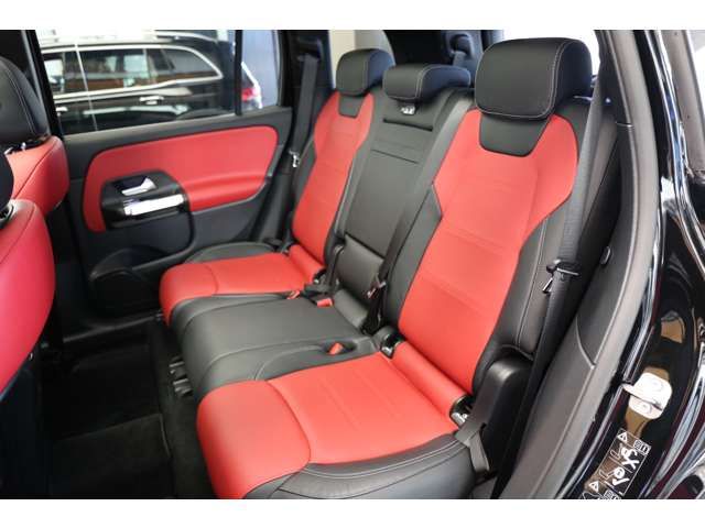 MERCEDES BENZ MERCEDES BENZ GLB 2023