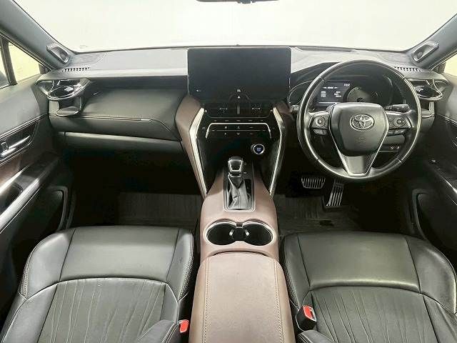 TOYOTA HARRIER 2WD 2021