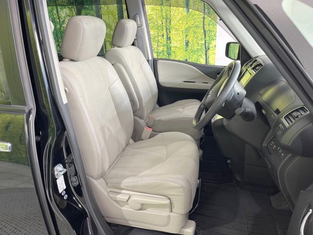 NISSAN SERENA  S-HYBRID 2014