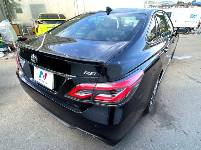 TOYOTA CROWN sedan 2018