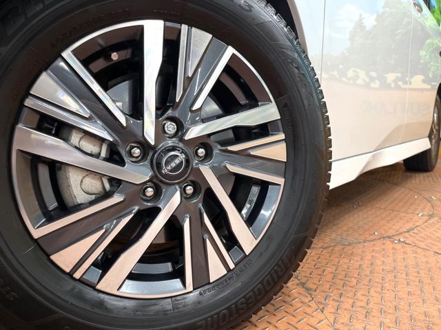 NISSAN SERENA  WG 2023