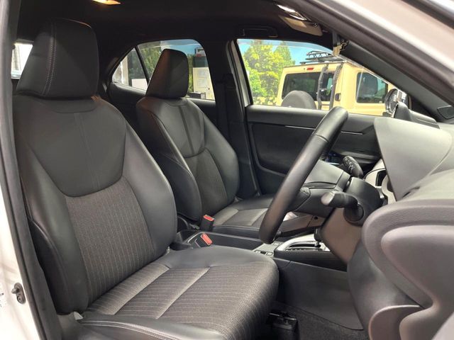 TOYOTA YARIS CROSS HYBRID 2023