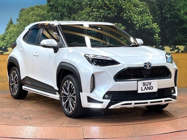 TOYOTA YARIS CROSS HYBRID 2023