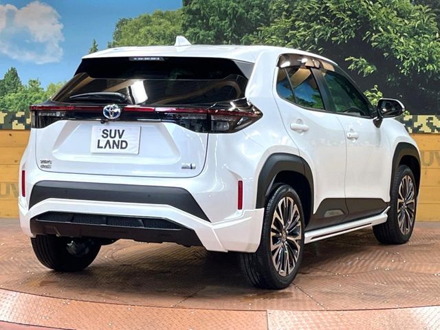 TOYOTA YARIS CROSS HYBRID 2023