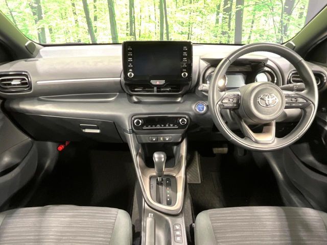 TOYOTA YARIS HYBRID 2020