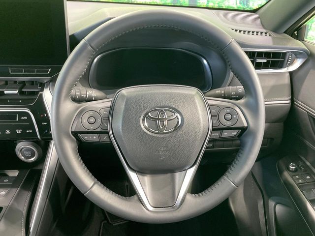 TOYOTA HARRIER 2WD 2024