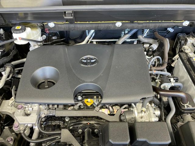 TOYOTA HARRIER 2WD 2024