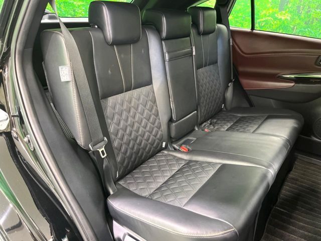 TOYOTA HARRIER 2WD 2017