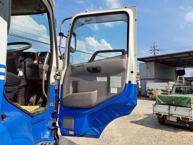 NISSAN DIESEL Quon 2016