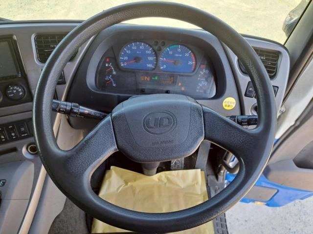 NISSAN DIESEL Quon 2016