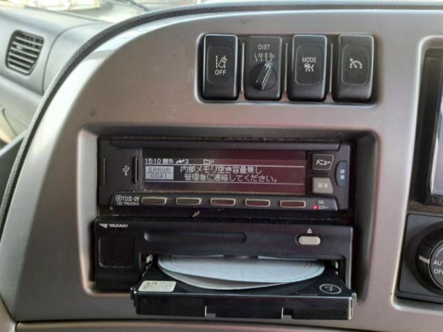 NISSAN DIESEL Quon 2016