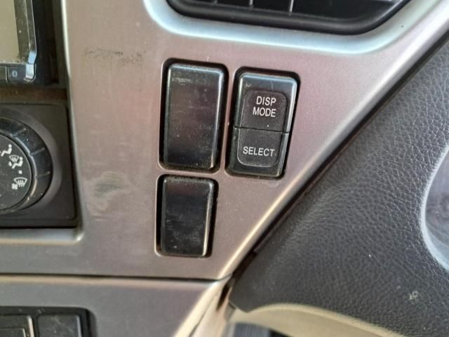 NISSAN DIESEL Quon 2016