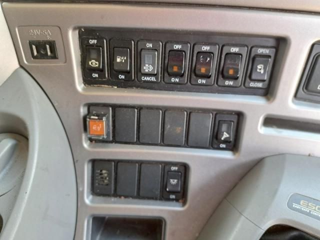 NISSAN DIESEL Quon 2016