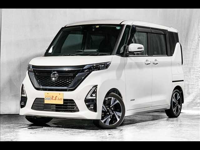 NISSAN ROOX 2022