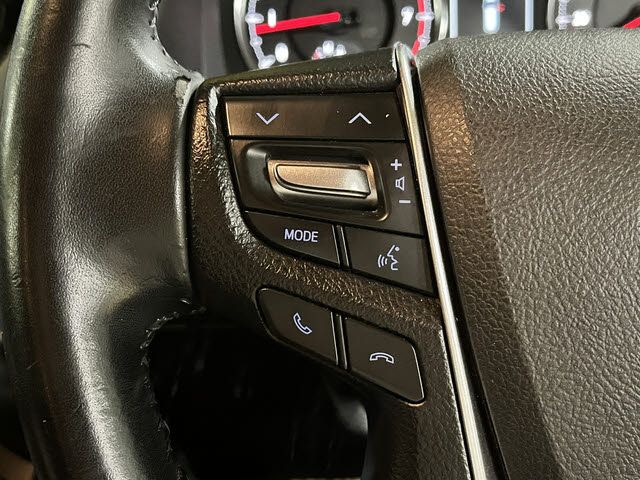 TOYOTA VELLFIRE 2015