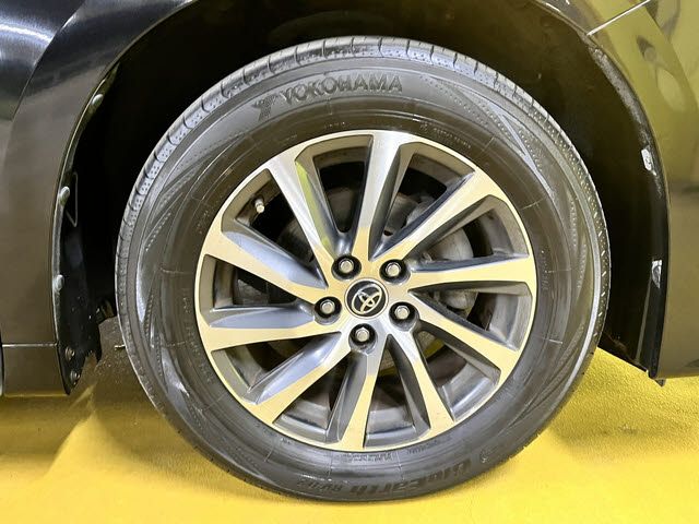 TOYOTA VELLFIRE 2015