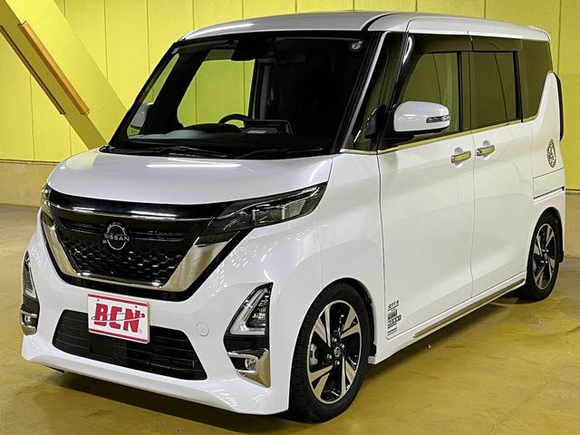 NISSAN ROOX 2021