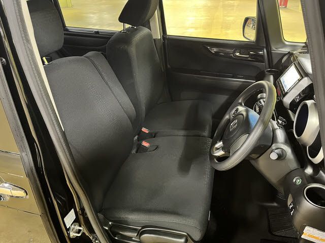 HONDA N BOX CUSTOM 2015