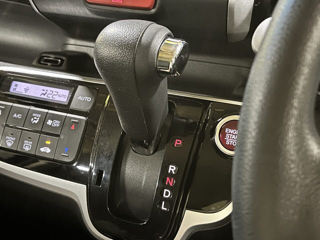 HONDA N BOX CUSTOM 2015