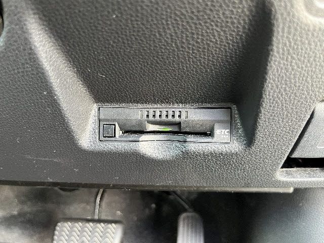 TOYOTA YARIS CROSS HYBRID 2023