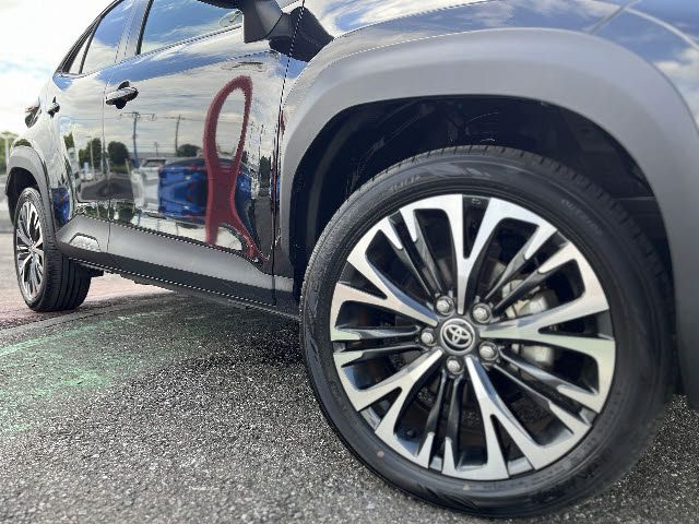 TOYOTA YARIS CROSS HYBRID 2023