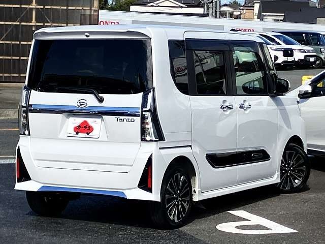 DAIHATSU TANTO CUSTOM 2022