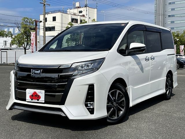 TOYOTA NOAH 2019