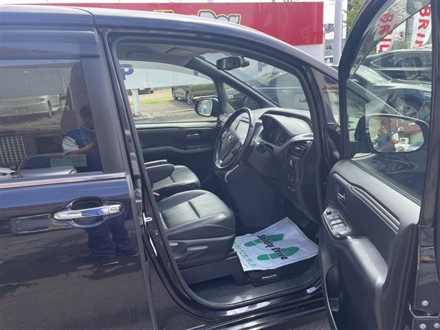 TOYOTA ESQUIRE 4WD 2014