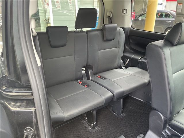 TOYOTA ESQUIRE 4WD 2014