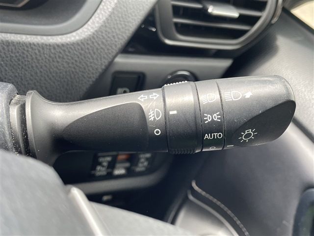 TOYOTA ESQUIRE 4WD 2014