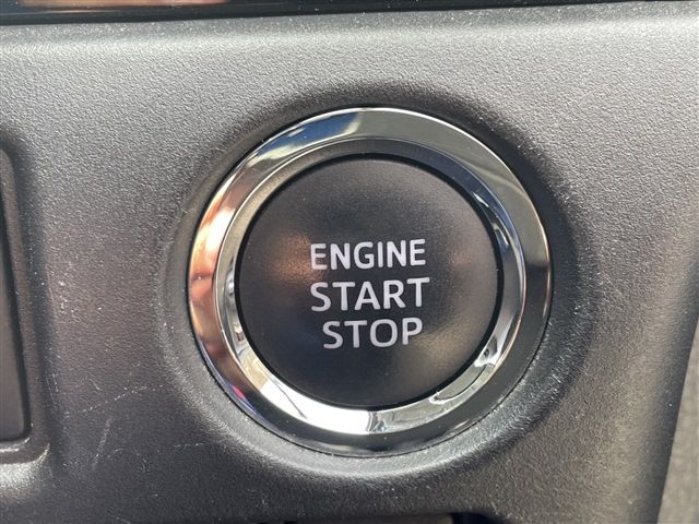 TOYOTA ESQUIRE 4WD 2014