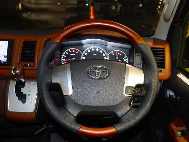 TOYOTA HIACE van 1.15t 2WD 2019