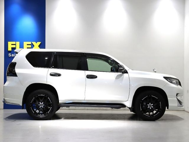 TOYOTA LANDCRUISER PRADO 2023
