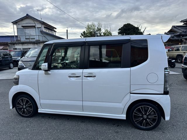 HONDA N BOX CUSTOM 2016